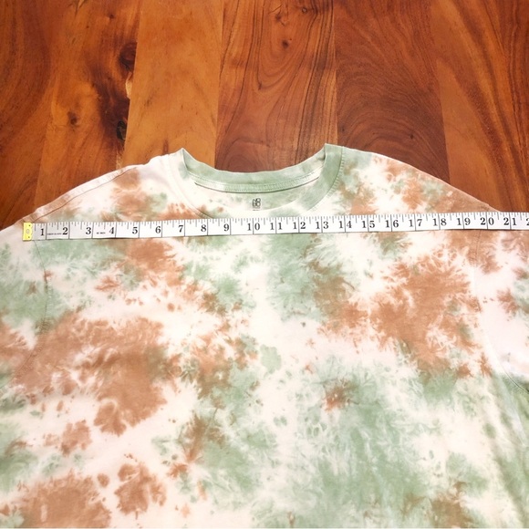 NOBO Artsy Oversized Pastel Green & Brown Tie Dye Effect Relaxed Fit T- Shirt. - Picture 8 of 12